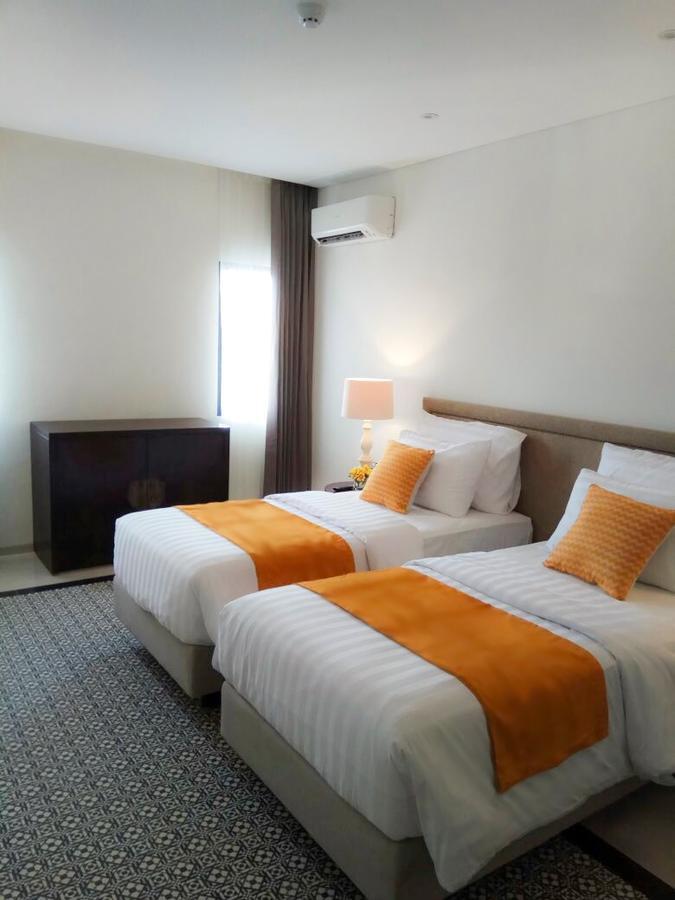 M Hotel Sorong Exteriér fotografie